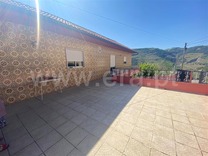 Moradia Isolada T4 Peso da Régua, Poiares e Canelas - 1329591 - 2