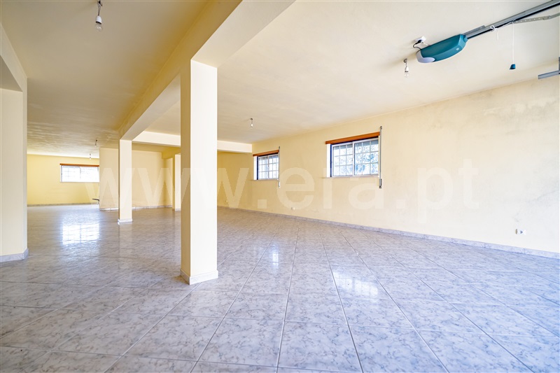 Moradia Isolada T4 com Jardim Pombal, Carriço - 1450201 - 18