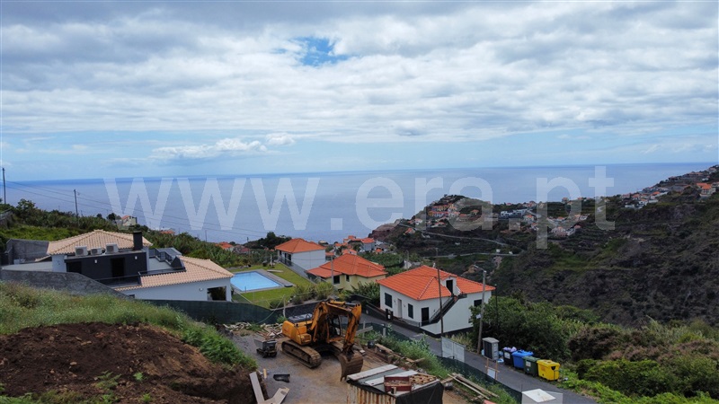 Moradia Isolada T4 Ribeira Brava - 1400955 - 12