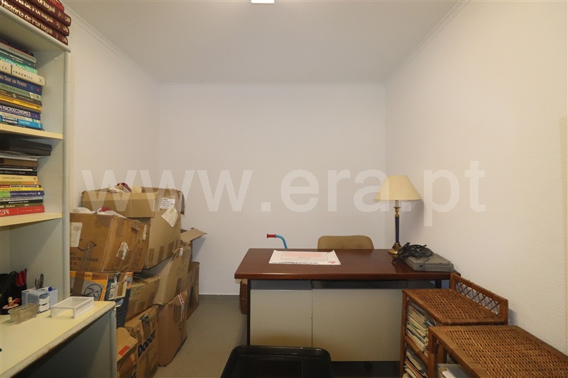 Moradia Isolada T4 Santa Cruz, Centro - 1138779 - 1