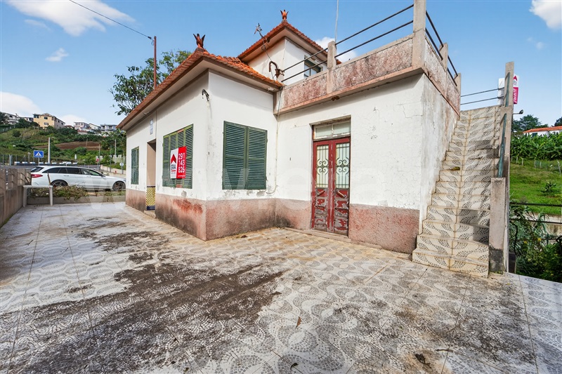 Moradia Isolada T4 / Santana, São Jorge