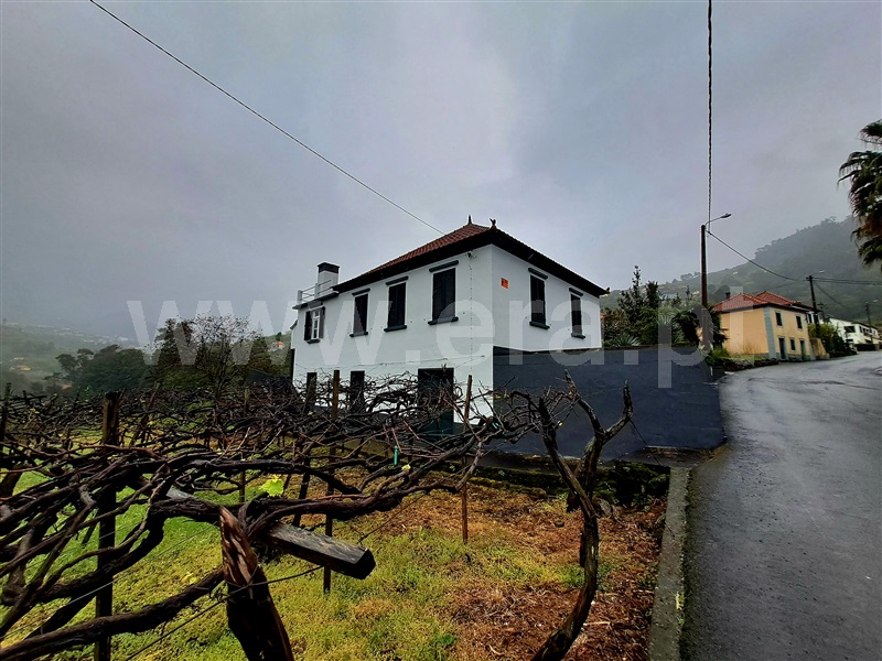 Moradia Isolada T4 / São Vicente, São Vicente