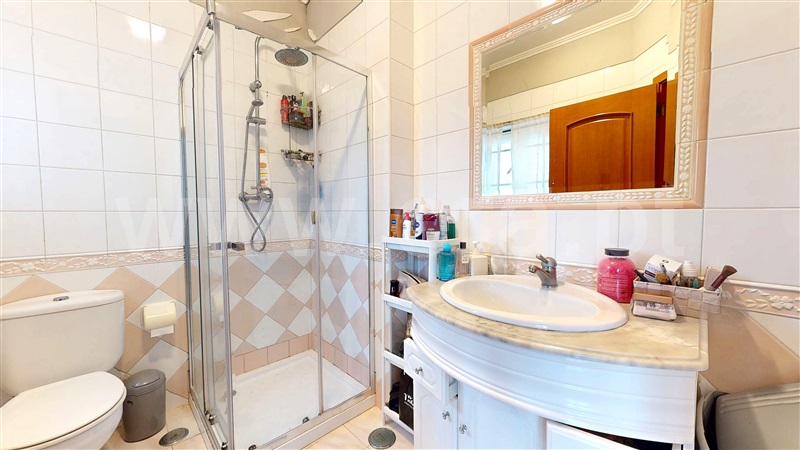 Moradia T4 à venda em Quinta de Valadares, Seixal — foto 11