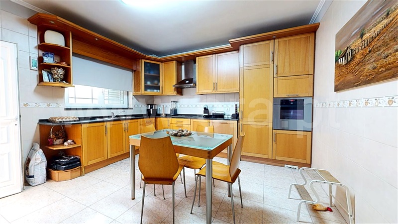 Moradia T4 à venda em Quinta de Valadares, Seixal — foto 2