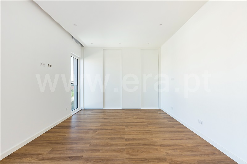 Moradia Isolada T4 com Luxo Sintra, Rio de Mouro - 1511500 - 12