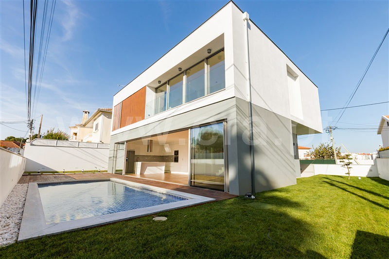 Moradia Isolada T4 / Sintra, Rio de Mouro