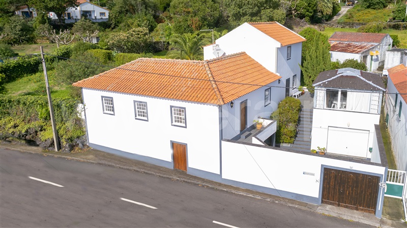 Moradia Isolada T4 / Velas, Urzelina (São Mateus)