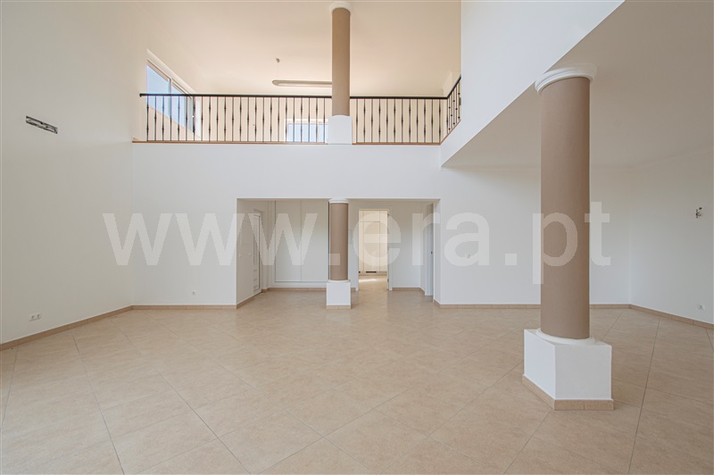 Moradia T4 à venda em Budens, Vila do Bispo — foto 4