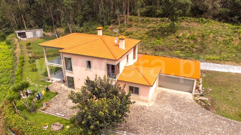 Moradia Isolada T4 / Vila Nova de Cerveira, Sopo