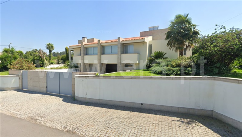Moradia Isolada T4 / Vila Nova de Famalicão, Louro
