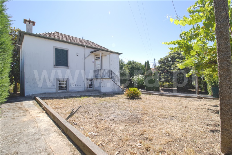 Moradia Isolada T4 / Vila Nova de Famalicão, Lousado