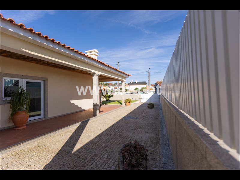 Moradia T4 à venda em Ruivães, Vila Nova de Famalicão — foto 18