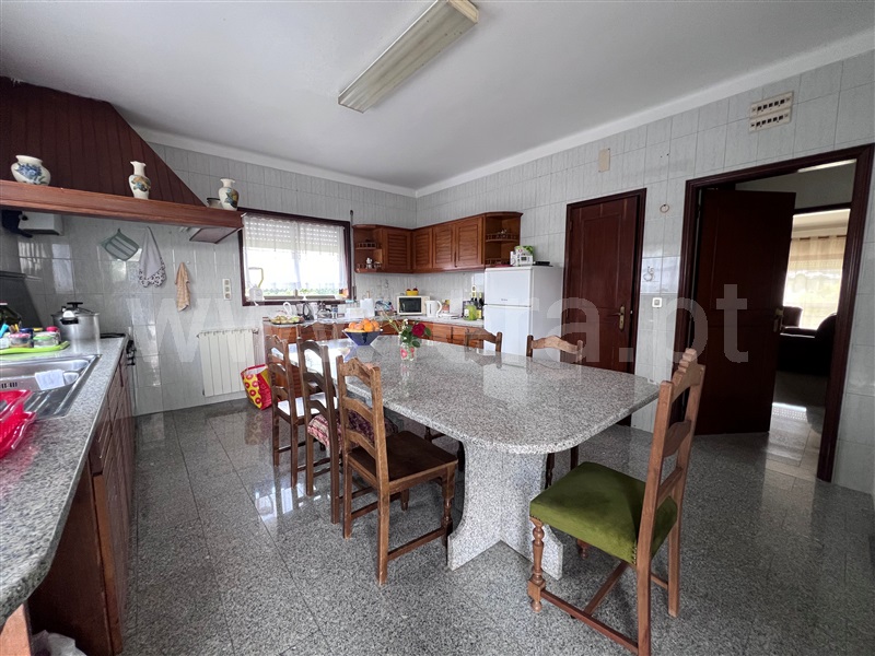 Moradia Isolada T4 / Vila Pouca de Aguiar, Sabroso de Aguiar
