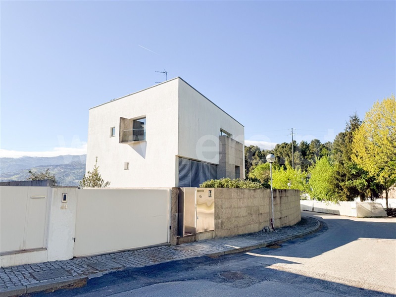 Moradia T4 à venda em Borbela e Lamas de Olo, Vila Real — foto 2