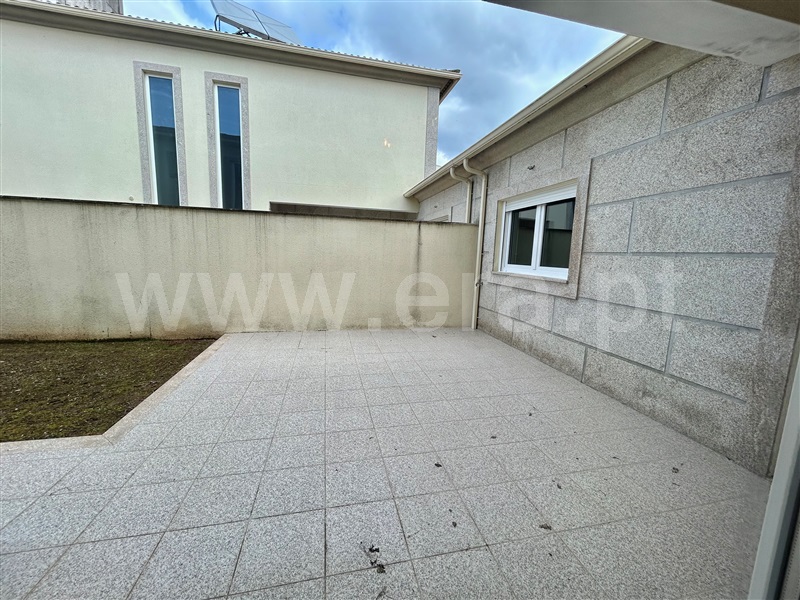 Moradia T4 à venda em Constantim e Vale de Nogueiras, Vila Real — foto 7