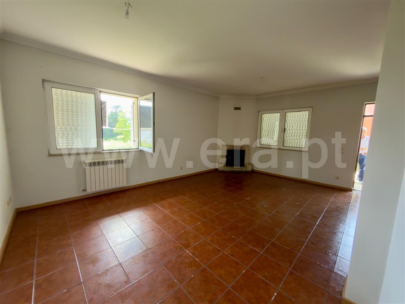 Moradia T4 à venda em Vila Real (Nossa Senhora da Conceição, São Pedro e São Dinis), Vila Real — foto 3