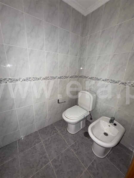 Moradia T4 à venda em Vila Real (Nossa Senhora da Conceição, São Pedro e São Dinis), Vila Real — foto 6