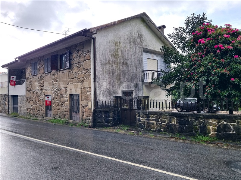 Moradia Isolada T4 / Vila Verde, Cervães