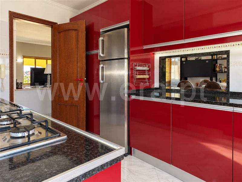 Moradia T5 à venda em Quintinhas, Almada — foto 6