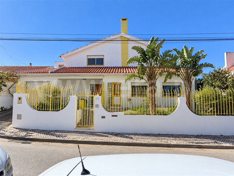 Moradia T5 à venda em Quintinhas, €730.000