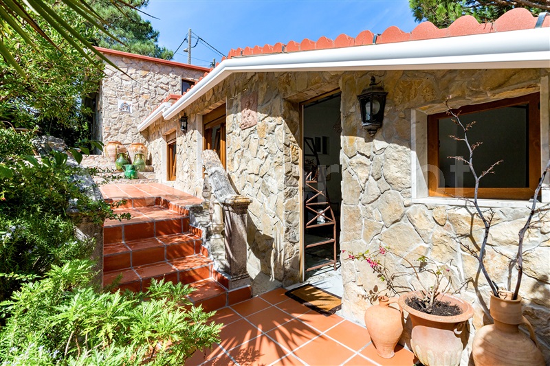 Moradia Isolada T5 Almada, Vila Nova Caparica - 1502929 - 2