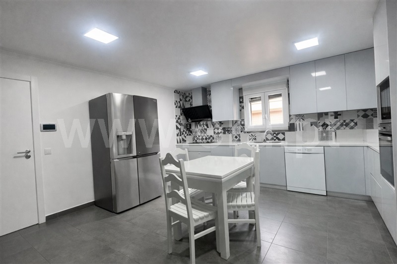 Moradia T5 à venda em Vilarinho do Bairro, Anadia — foto 4