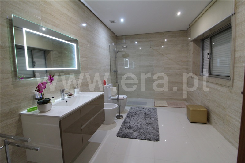Moradia Isolada T5 Barcelos, Tamel (São Veríssimo) - 1292617 - 21