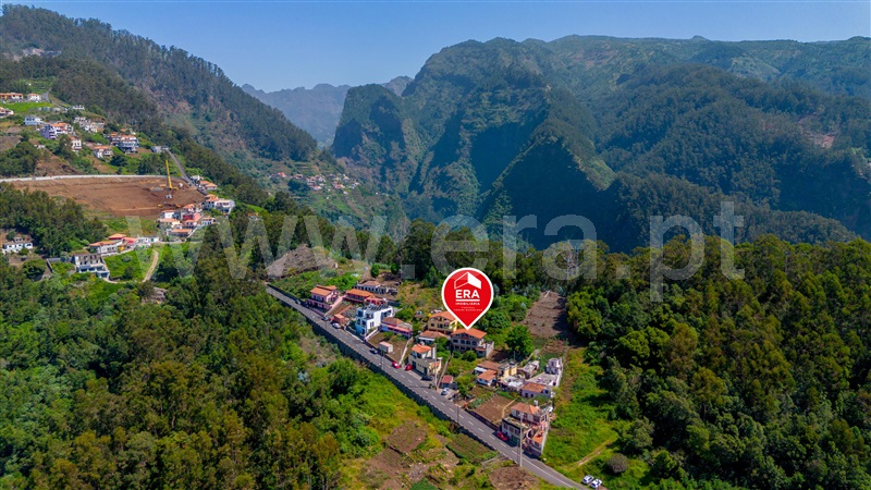 Moradia Isolada T5 com Terreno Câmara de Lobos, Estreito de Câmara de Lobos - 1476786 - 2