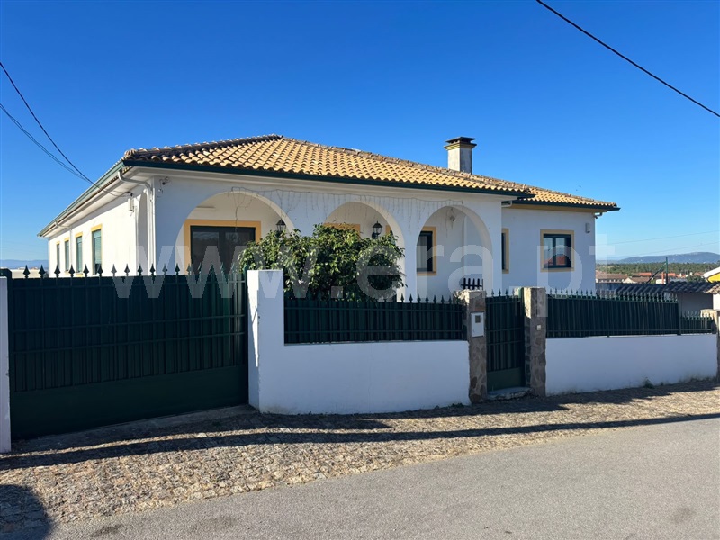 Moradia Isolada T5 / Castelo Branco, Retaxo