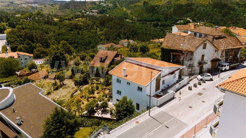 Moradia Isolada T5 Castro Daire, Castro Daire - 1484710 - 4