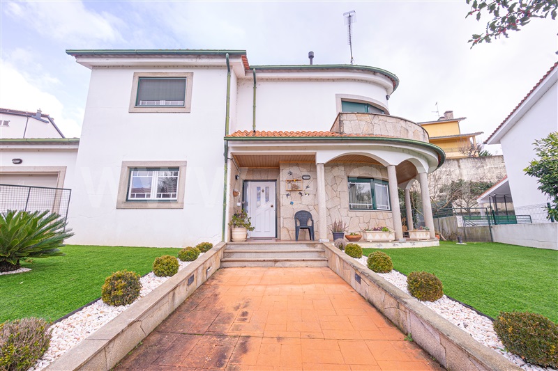 Moradia Isolada T5 / Chaves, Alto da Forca
