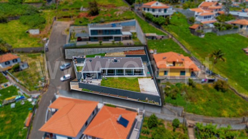 Moradia Isolada T5 / Funchal, Santo António