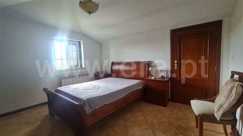 Moradia Isolada T5 Gouveia, Vila Franca da Serra - 1402657 - 32