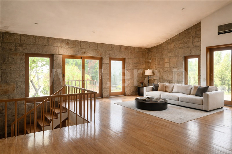 Moradia Isolada T5 / Guimarães, Aldão