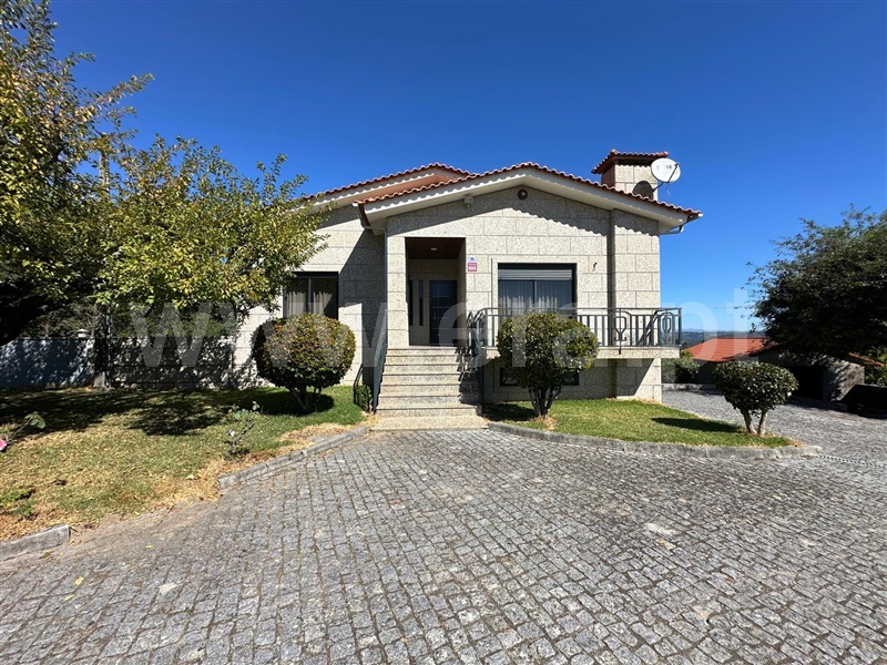 Moradia Isolada T5 / Guimarães, Infantas