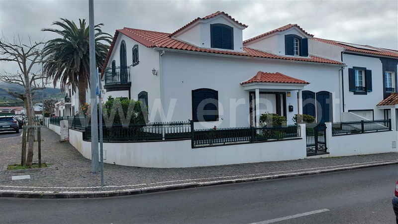 Moradia Isolada T5 / Lagoa (São Miguel), Lagoa (Nossa Senhora do Rosário)