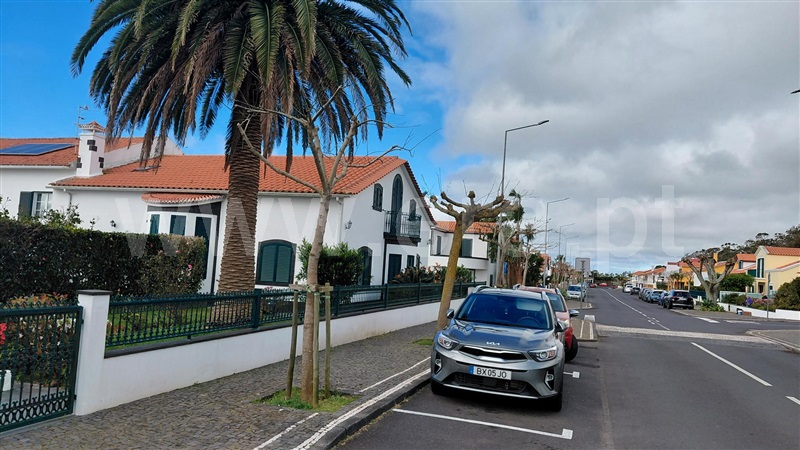 Moradia T5 à venda em Lagoa (Nossa Senhora do Rosário), Lagoa — foto 3