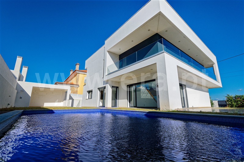 Moradia Isolada T5 / Loures, Paradela