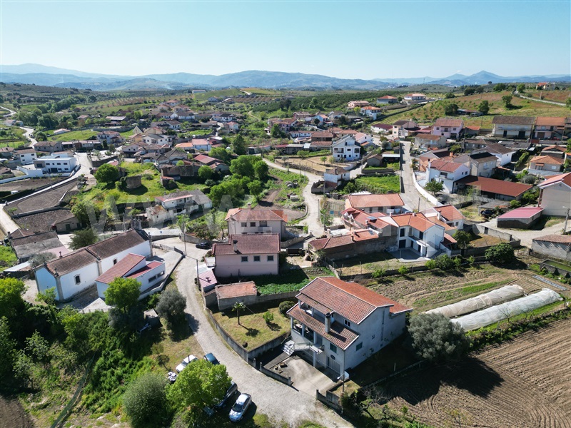 Moradia Isolada T5 com Terreno Mirandela, Carvalhais - 1477217 - 15