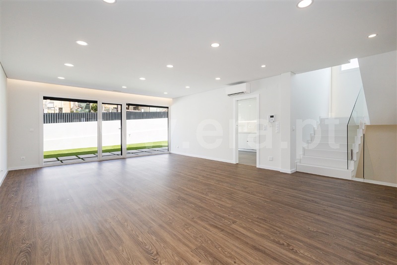 Moradia Isolada T5 Odivelas, Bairro Trigache Norte - 1494519 - 15