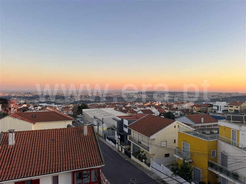 Andar Moradia T6 Odivelas, Casal Novo - 1456128 - 1