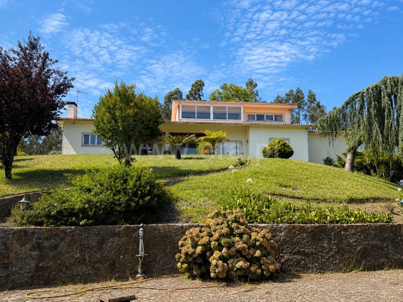 Moradia Isolada T5 / Oliveira de Azeméis, Ossela
