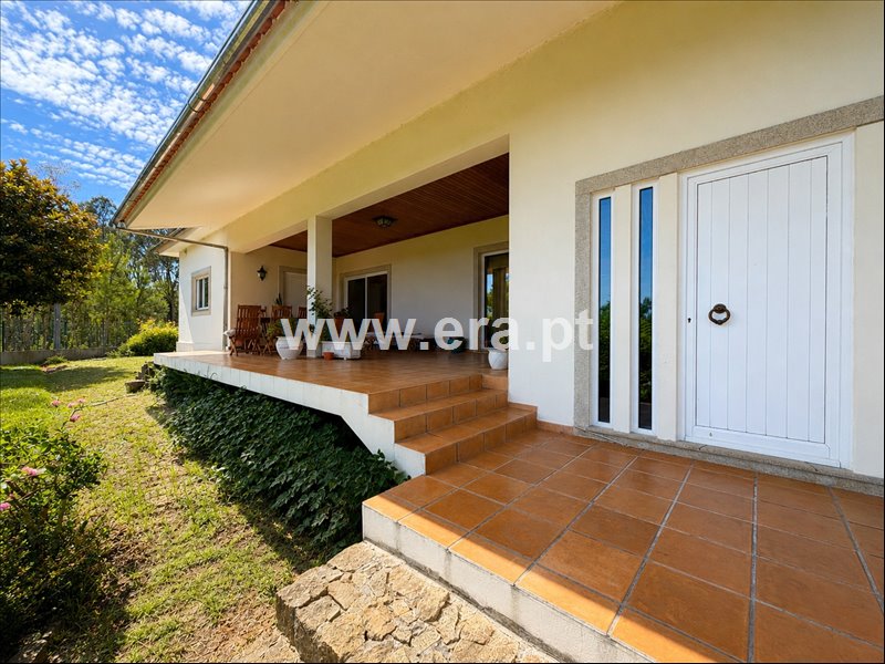 Moradia T5 à venda em Ossela, Oliveira de Azeméis — foto 3