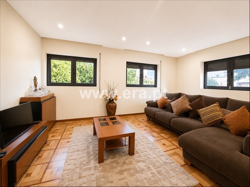 Moradia T5 à venda em Vila de Cucujães, Oliveira de Azeméis — foto 14