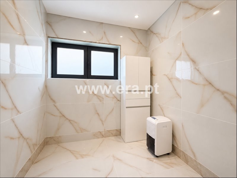 Moradia T5 à venda em Vila de Cucujães, Oliveira de Azeméis — foto 19