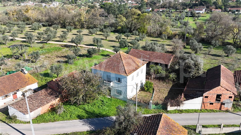 Moradia Isolada T5 / Ourém, Freixianda, Ribeira do Fárrio e Formigais