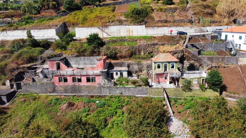 Moradia Isolada T5 / Ribeira Brava, Campanário