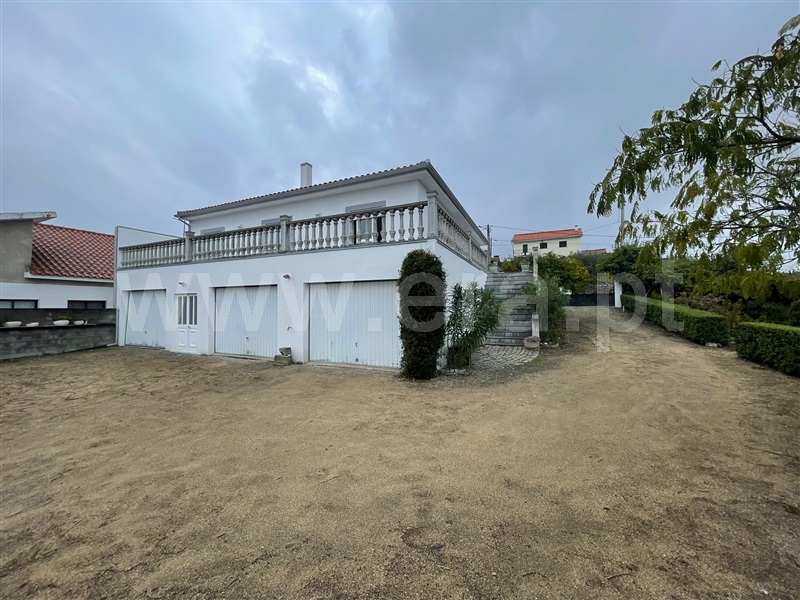 Moradia Isolada T5 / São João da Pesqueira, Castanheiro do Sul