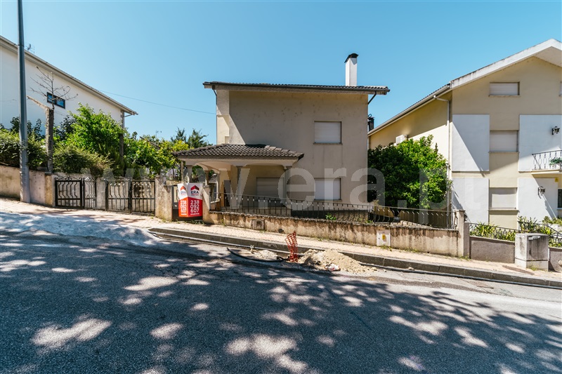 Moradia Isolada T5 Seia, Seia - 1469123 - 2