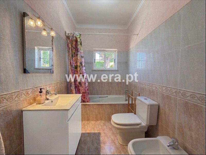 Moradia T5 à venda em Fernão Ferro, Seixal — foto 15